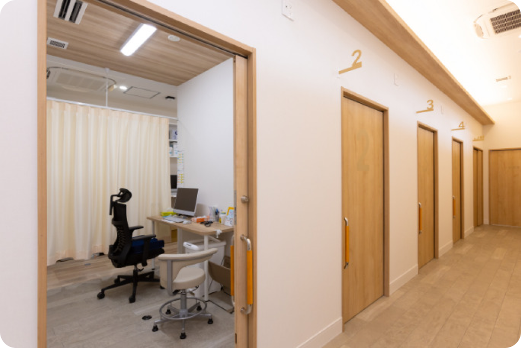 クリニックの診察室・廊下